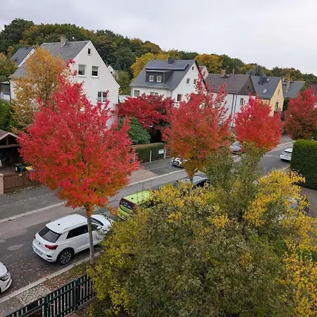 Am Wald In Ruhiger Siedlung Panoramafenster Zum Hoechsten Kunstwerk Der Welt 5 Min Zur Autobahn Oder Zentrum 开姆尼茨