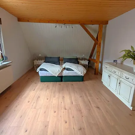 Am Wald In Ruhiger Siedlung Panoramafenster Zum Hoechsten Kunstwerk Der Welt 5 Min Zur Autobahn Oder Zentrum