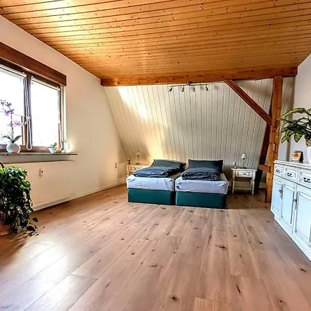Am Wald In Ruhiger Siedlung Panoramafenster Zum Hoechsten Kunstwerk Der Welt 5 Min Zur Autobahn Oder Zentrum *