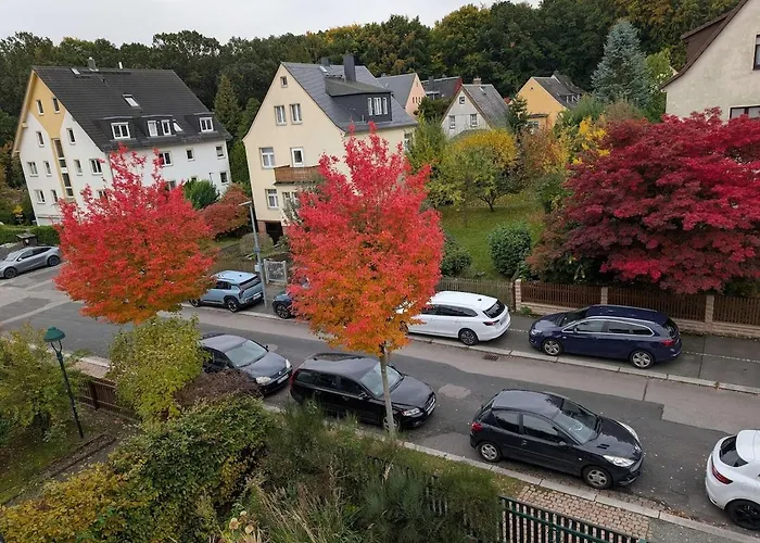 Am Wald In Ruhiger Siedlung Panoramafenster Zum Hoechsten Kunstwerk Der Welt 5 Min Zur Autobahn Oder Zentrum *